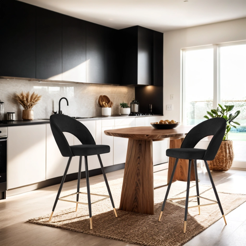 Lot de 2 tabourets BASILE en velours noir avec pieds noir et doré