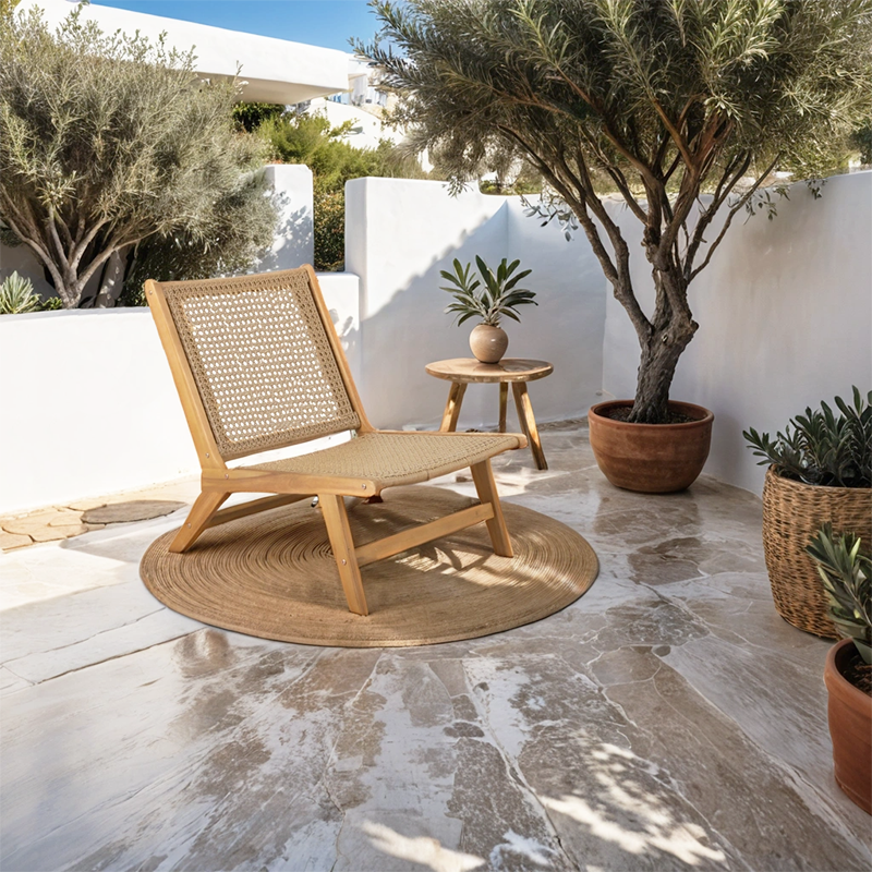 Fauteuil de jardin TARA en bois d'acacia et résine tressée