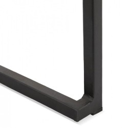 Pieds en métal thermolaqué noir des tabourets snack CASA MINI