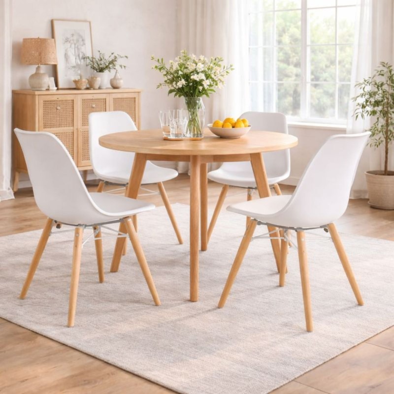 Lot de 4 chaises GLADYS blanches autour d’une table de salle à manger